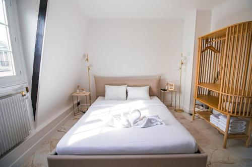 Typical Parisian Studio in Le Marais