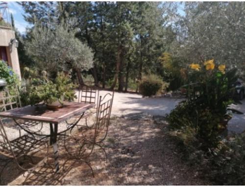 Photo de la galerie de l'établissement Le gîte d'Anthénéa, à Saint-Christol-lès-Alès