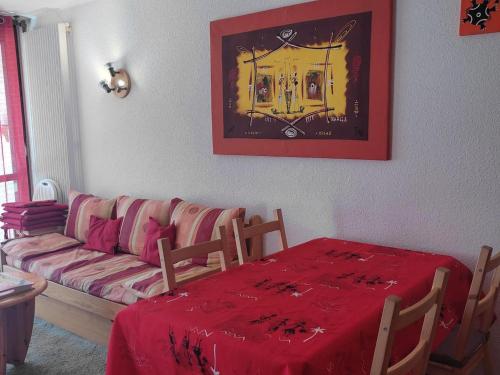 Charmant 2 pièces pour 4 pers. au pied des pistes avec balcons et parking privatif - FR-1-689-44