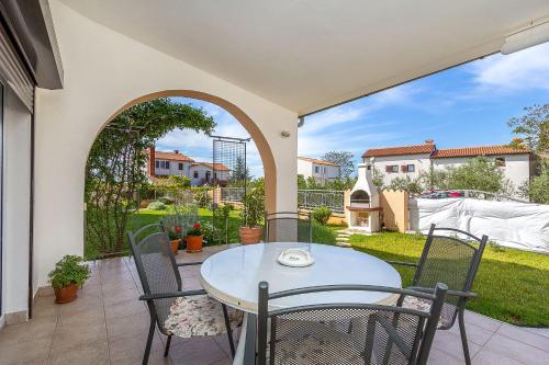 Genießen Sie diese Ferienwohnung mit Klima, Terrasse und Garten mit tollem Grillplatz
