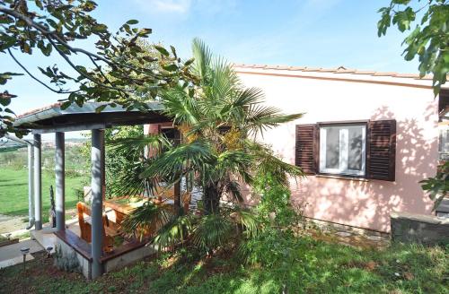 Herrliches Ferienhaus mit Klima, WLAN, Terrasse und Grillbereich