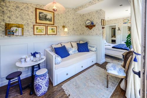 Tennis Club House