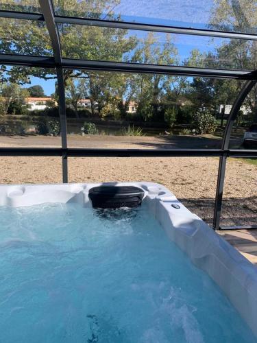 Maison avec jacuzzi proche plages