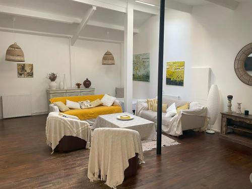Artist's Home - Villa & Private Courtyard - 200m2