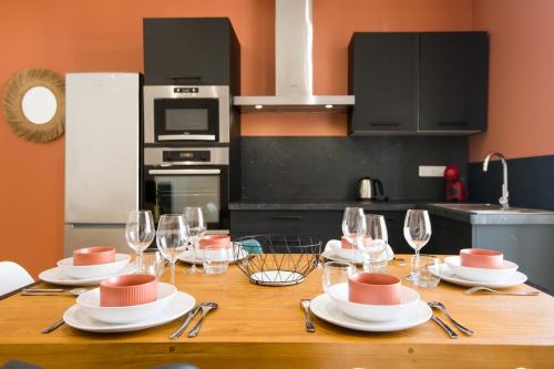 Magnifique T3 totalement rénové, hypercentre Rochefort, arrivée autonome !