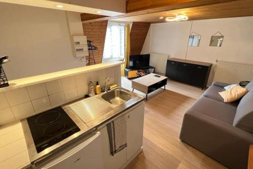 Dapur atau dapur kecil di Studio SUN - Hyper Centre Dunkerque & Proche Plage '15m