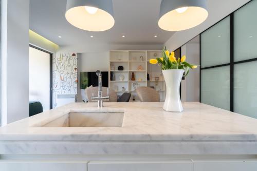 Elegant Suite - Acropolis