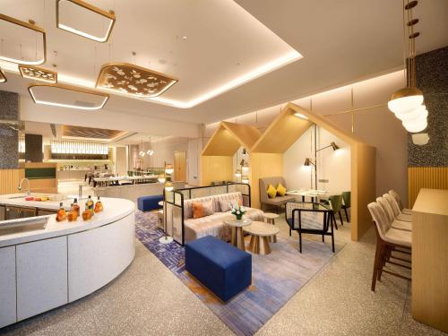 Ruang duduk di Hilton Garden Inn Anshan