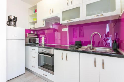 Apartments with WiFi Split - 21804