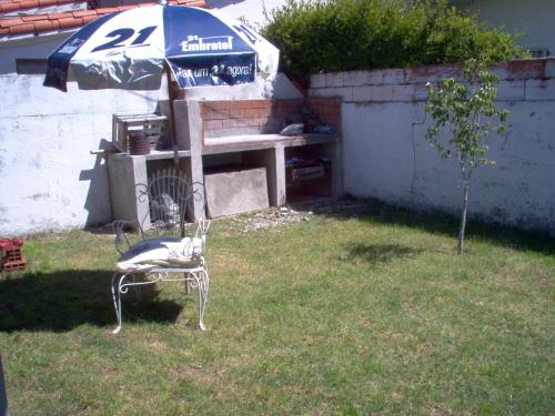 casa 4 610 Calle 6, 7107 Santa Teresita, Argentina