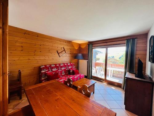 Les Saisies : 3P, 2 SDB, Piscine, Parking, Animaux, 6 pers - FR-1-293-389