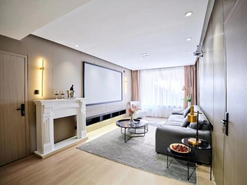 Gallery image of Datong Elite Apartment, Peoples Square, CBD in Shanghai