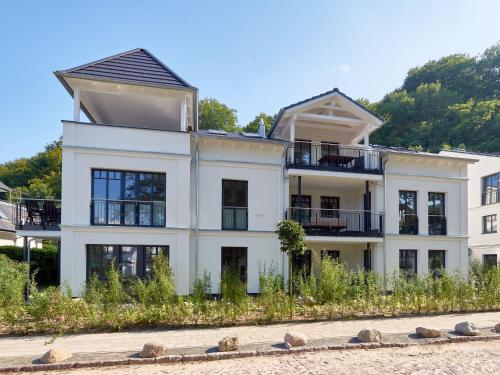 Το κτήριο όπου στεγάζεται  το διαμέρισμα