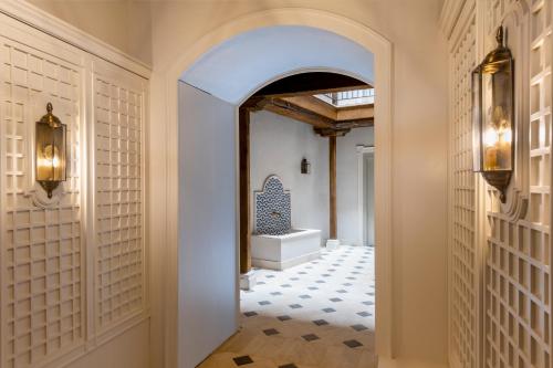 Casa Pilatos Suites Apartments