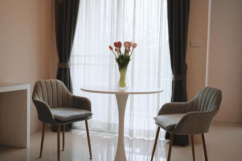 Χώρος καθιστικού στο Herry Residence
