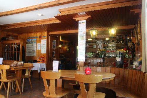 Ποτά στο Hotel-Restaurant Stechelberg Bed & Breakfast