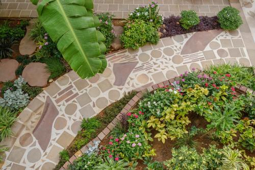 Taman di luar Shree Nikunj - A Luxury Boutique Homestay in Jaipur