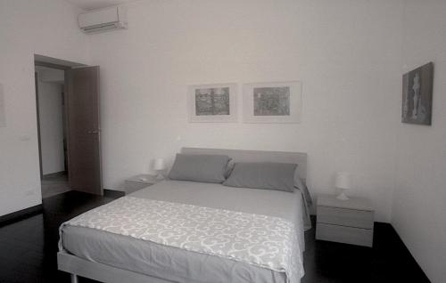 Łóżko lub łóżka w pokoju w obiekcie Casa Vacanze Garbatella
