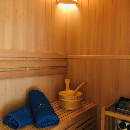 Φωτογραφία από το άλμπουμ του Seafront Ravdoucha Epavlis Athina Villa - Pool, Gym, Sauna, Private Parking, WiFi στα Ραβδούχα