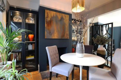 Stylish townhouse 15 mins to Laines & Seafront photo 14