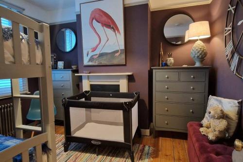 Stylish townhouse 15 mins to Laines & Seafront photo 17