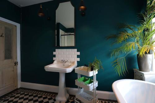 Stylish townhouse 15 mins to Laines & Seafront photo 27