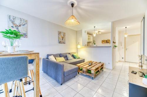 5min Alpexpo 4 personnes garage privé terrasse