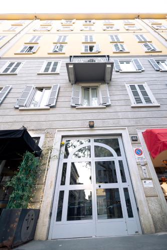 tHE Red Bricks Home - Tricolore San Babila