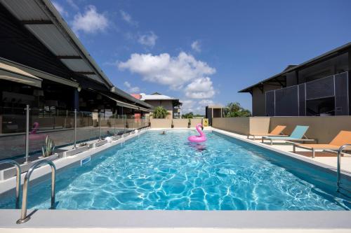 Bazén v ubytování Hotel Atlantis nebo v jeho okolí