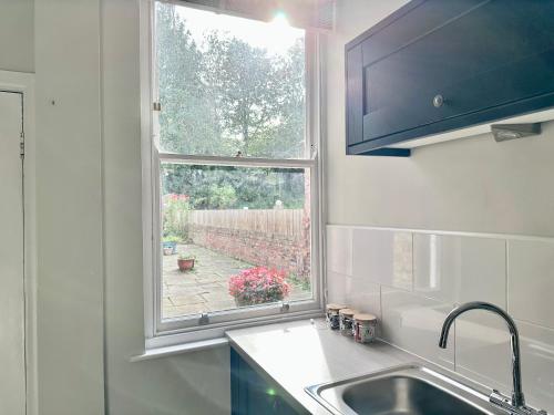 Gillygate Nest with Free Allocated Parking photo 19