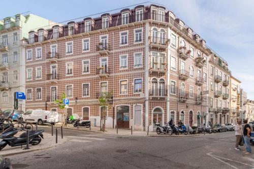 Casa das Flores 4BR + Office Space and A/C