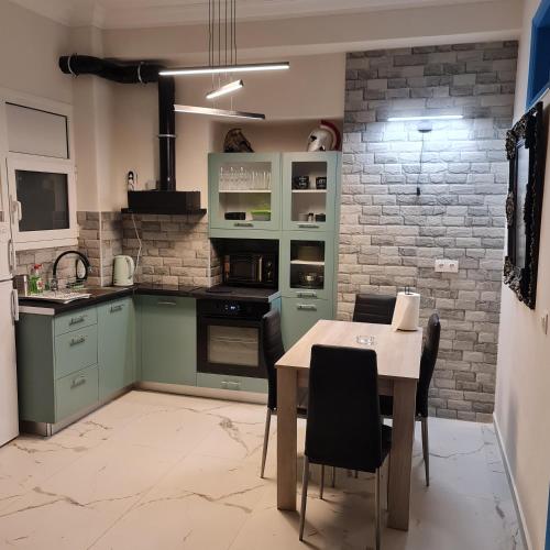 Full apartment near Kato Patissia