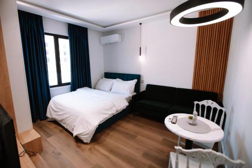 Barrikada Str Studio Apartment - THE NEST
