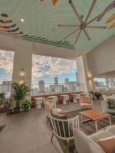 Restaurace v ubytování Miami Grand City View 1709