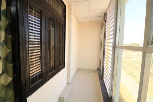 Gallery image of Collection O Deepak Hotel And Restaurant in Jairāmpura