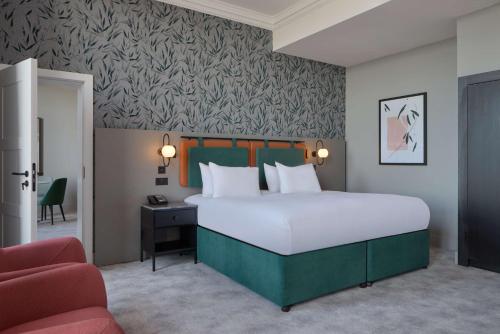 DoubleTree By Hilton Brighton Metropole photo 106