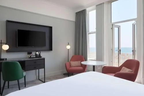 DoubleTree By Hilton Brighton Metropole photo 57