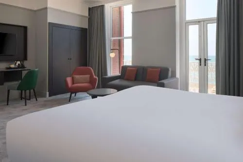 DoubleTree By Hilton Brighton Metropole photo 68