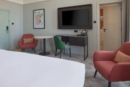DoubleTree By Hilton Brighton Metropole photo 64