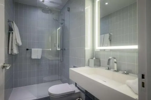 DoubleTree By Hilton Brighton Metropole photo 39