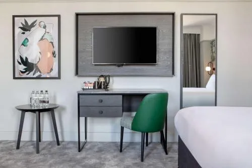 DoubleTree By Hilton Brighton Metropole photo 35