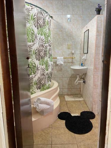 Koupelna v ubytování APARTAMENTO ESTUDIO - COMPLETO Y MUY BIEN UBICADO