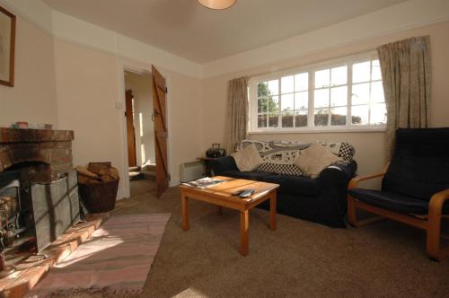 A seating area at Vane Cottage 