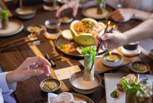 Đồ ăn tại/gần resort