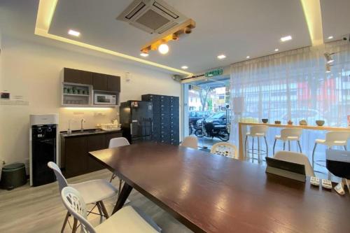 A kitchen or kitchenette at Sogor Female Dormitory