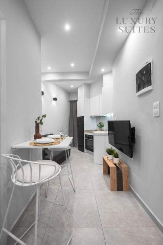 Mavili, The Luxury Suites