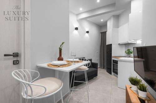 Mavili, The Luxury Suites