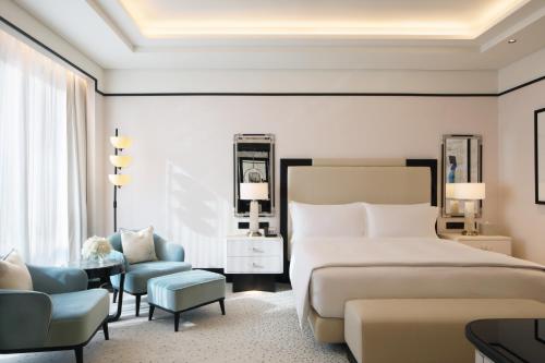 Posezení v ubytování Waldorf Astoria Doha West Bay