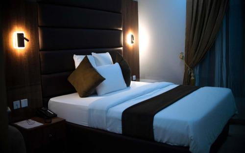Tevom Hotel and Suites – Photos 4