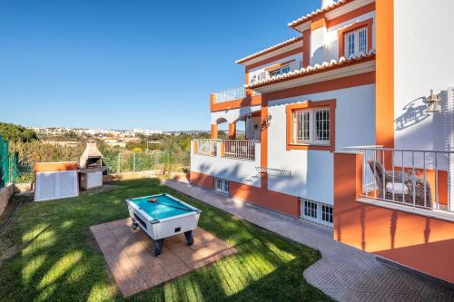 7+1 BEDROOM PRIVATE VILLA, HEATED POOL, GAMES, BBQ
